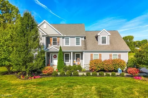 9780 Horseshoe Dr, Auburn, OH 44023