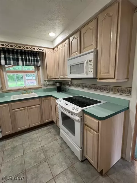 5638 S Ridge Rd E, Ashtabula, OH 44004 photo 10