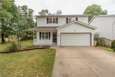 1810 Sedro St, Cuyahoga Falls, OH 44221