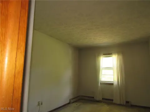 39007 Johnnycake Ridge Rd, Willoughby, OH 44094 photo 39
