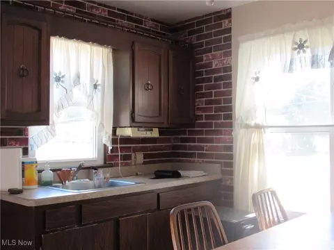 39007 Johnnycake Ridge Rd, Willoughby, OH 44094 photo 16