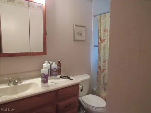 39007 Johnnycake Ridge Rd, Willoughby, OH 44094 photo 32