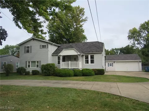 39007 Johnnycake Ridge Rd, Willoughby, OH 44094 photo 9
