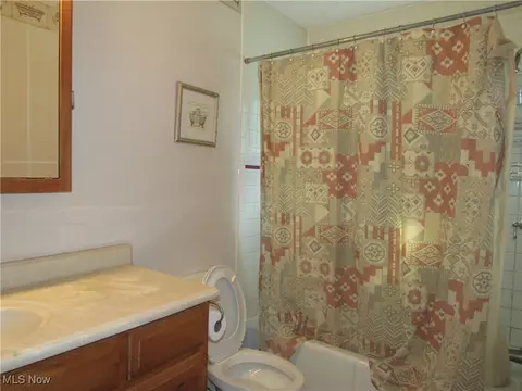 39007 Johnnycake Ridge Rd, Willoughby, OH 44094 photo 38