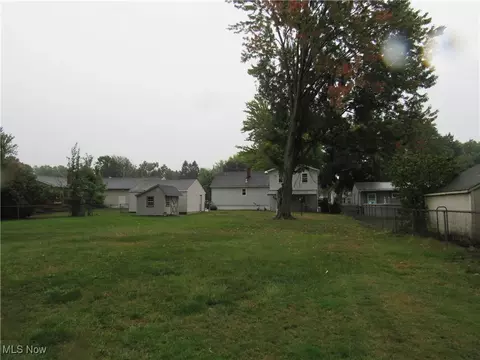 39007 Johnnycake Ridge Rd, Willoughby, OH 44094 photo 12