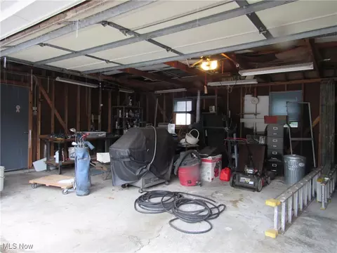 39007 Johnnycake Ridge Rd, Willoughby, OH 44094 photo 6