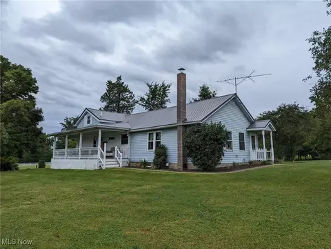 643 State Route 89, Polk, OH 44866