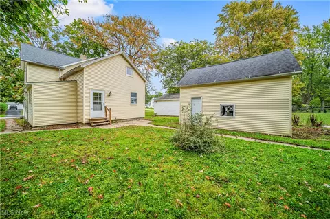 1124 E 16th St, Ashtabula, OH 44004 photo 25