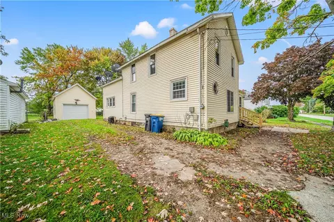 1124 E 16th St, Ashtabula, OH 44004 photo 24