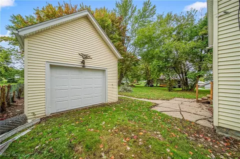 1124 E 16th St, Ashtabula, OH 44004 photo 28