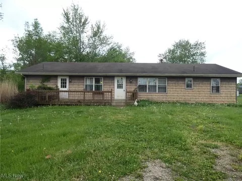 52366 East Dr, Beallsville, OH 43716