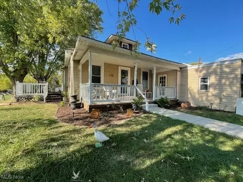 614 Wilbur St, Parkersburg, WV 26101