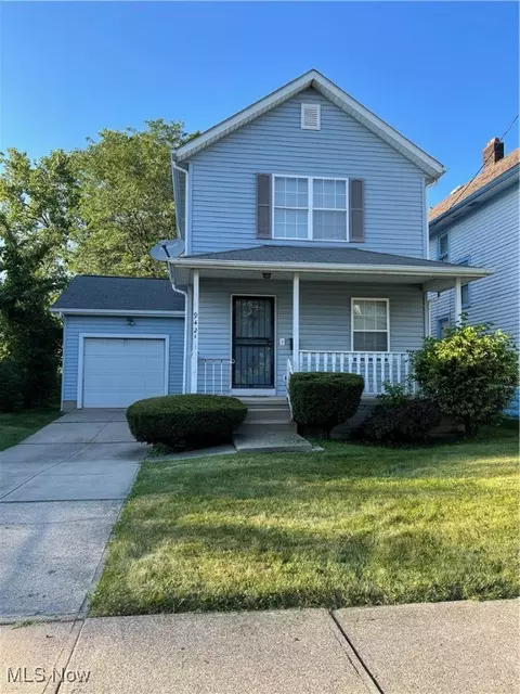 9421 Hilgert Dr, Cleveland, OH 44104