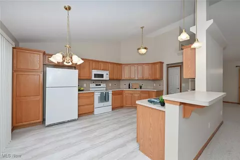 Kitchen - 320 Falling Leaf Dr, Seven Hills, OH 44131 photo 3 of 3