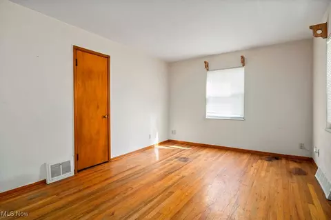 532 Harvard Ave, Elyria, OH 44035 photo 14