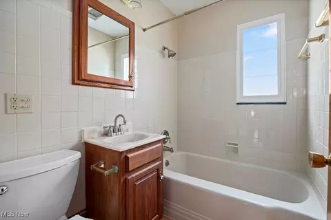 532 Harvard Ave, Elyria, OH 44035 photo 19