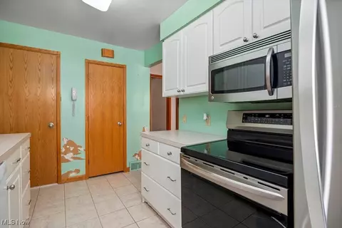 532 Harvard Ave, Elyria, OH 44035 photo 11