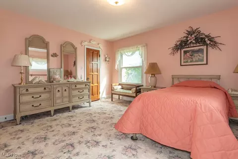 232 E 208th St, Euclid, OH 44123 photo 19