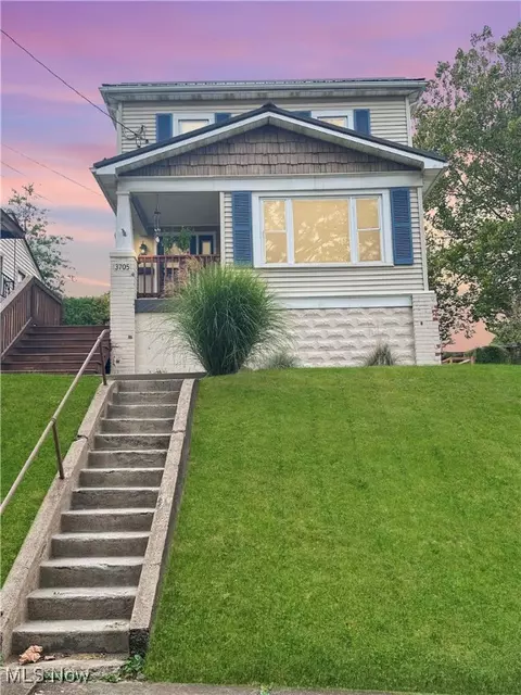 3705 Marlamont Way, Weirton, WV 26062