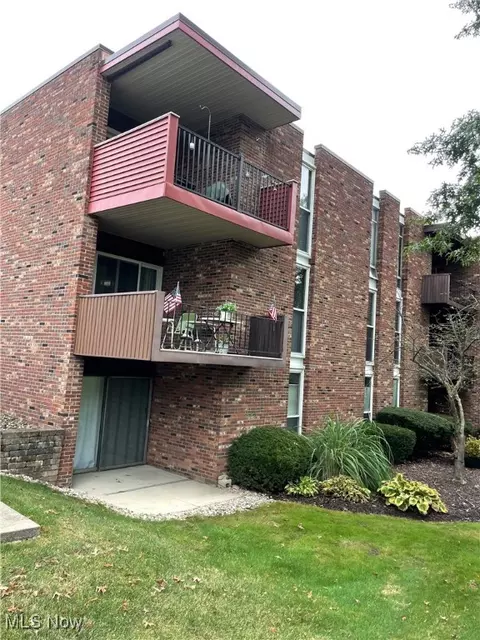 3020 N River Rd NE #G6, Warren, OH 44483