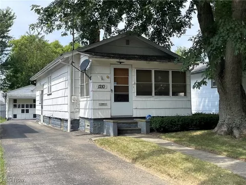 1210 Atwood Ave, Akron, OH 44301