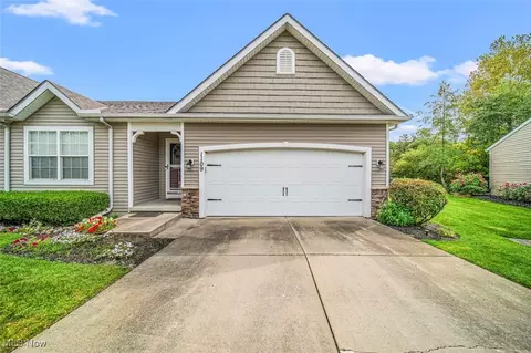 1109 Nautica Ln, Painesville, OH 44077