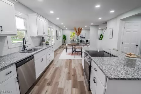 490 Dohner Dr, Wadsworth, OH 44281 photo 7