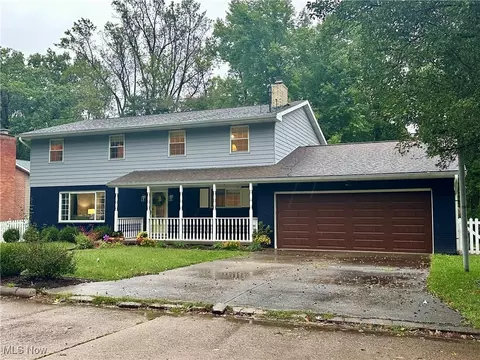 1015 51st St, Vienna, WV 26105