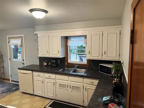 Kitchen - 1615 N Walnut St, Dover, OH 44622 photo 3 of 3