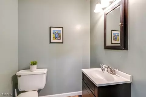 Bath - 8471 Summit Dr, Chagrin Falls, OH 44023 photo 1 of 2