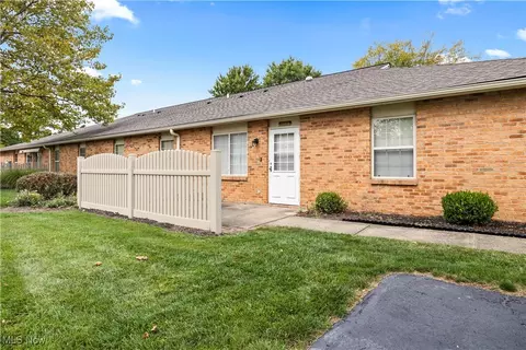 35276 Greenwich Ave, North Ridgeville, OH 44039