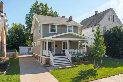 1491 Roycroft Ave, Lakewood, OH 44107