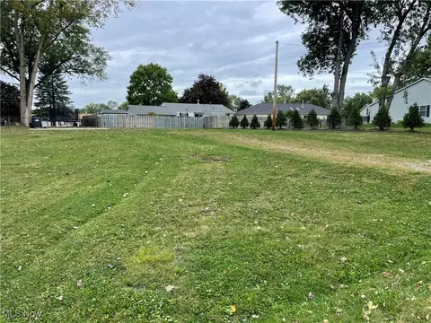 1414 Lincoln Ave, Brunswick, OH 44212