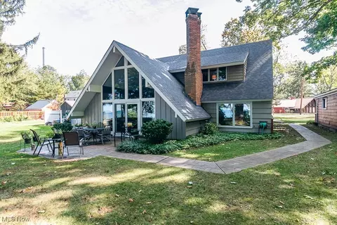Exterior - 23 Minnewawa Dr, Timberlake, OH 44095 photo 3 of 10