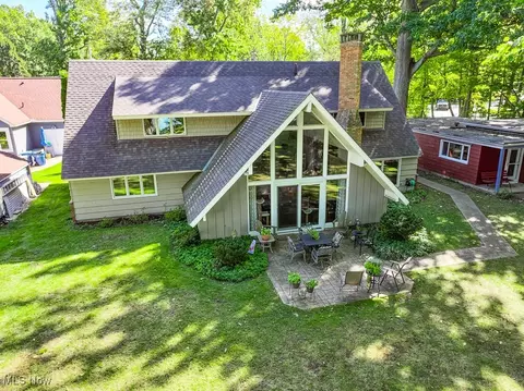 Exterior - 23 Minnewawa Dr, Timberlake, OH 44095 photo 6 of 10