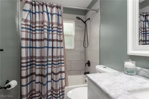 3901 Caferro Ave, Lorain, OH 44055 photo 21