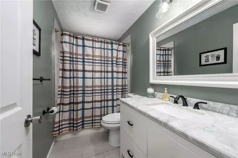 3901 Caferro Ave, Lorain, OH 44055 photo 20