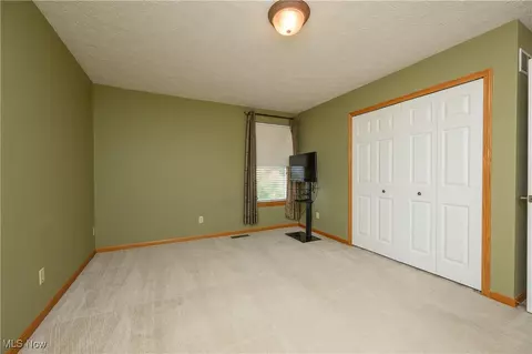 7040 Tidewater St NW, Canton, OH 44708 photo 23