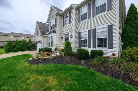7040 Tidewater St NW, Canton, OH 44708 photo 2