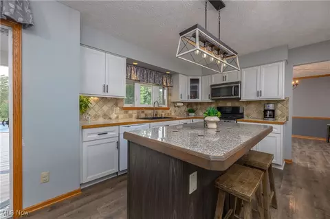 7040 Tidewater St NW, Canton, OH 44708 photo 10