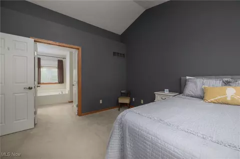 7040 Tidewater St NW, Canton, OH 44708 photo 15