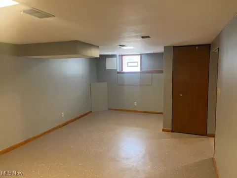 174 E Brookside Ave, Akron, OH 44301 photo 26