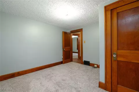 174 E Brookside Ave, Akron, OH 44301 photo 13