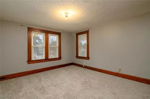 174 E Brookside Ave, Akron, OH 44301 photo 18
