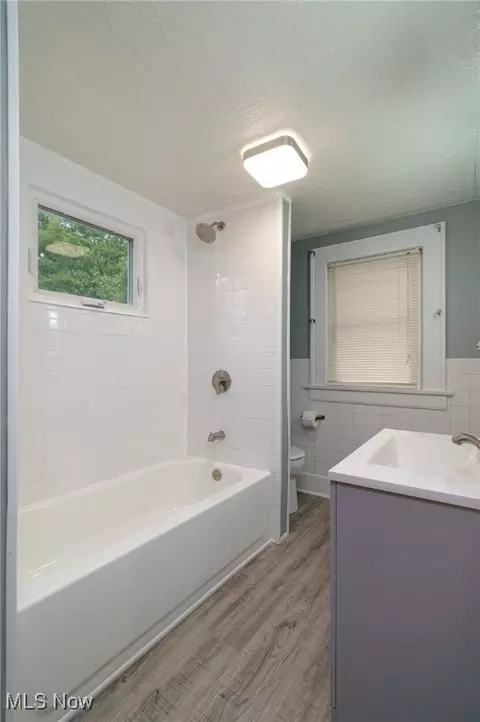 174 E Brookside Ave, Akron, OH 44301 photo 16