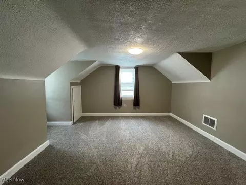 520 8th St, Struthers, OH 44471 photo 13