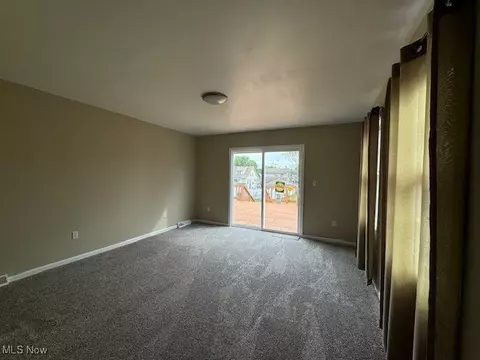 520 8th St, Struthers, OH 44471 photo 11