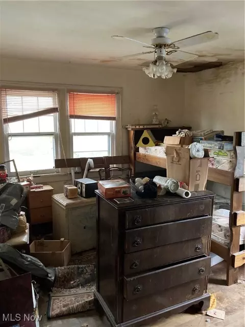 241 E 214th St, Euclid, OH 44123 photo 9
