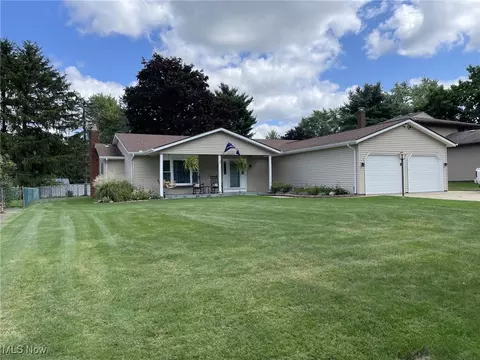 880 Lawrence St, Medina, OH 44256