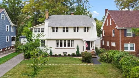 2600 Dartmoor Rd, Cleveland Heights, OH 44118
